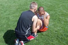 2012-NLEEC-Younes-says-this-is-how-you-do-sit-ups